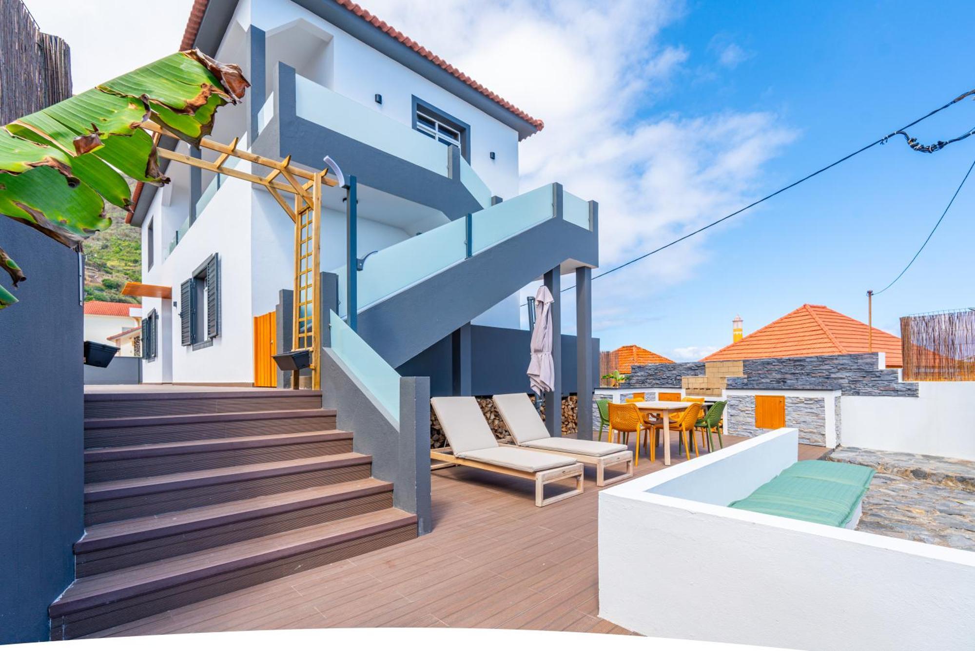 Lighthouse View- Pool Villa Porto Moniz Esterno foto
